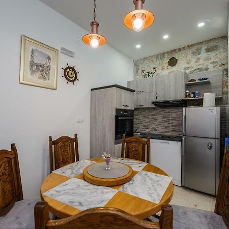 Apartman Lavanda Kaštela Zewnętrze zdjęcie