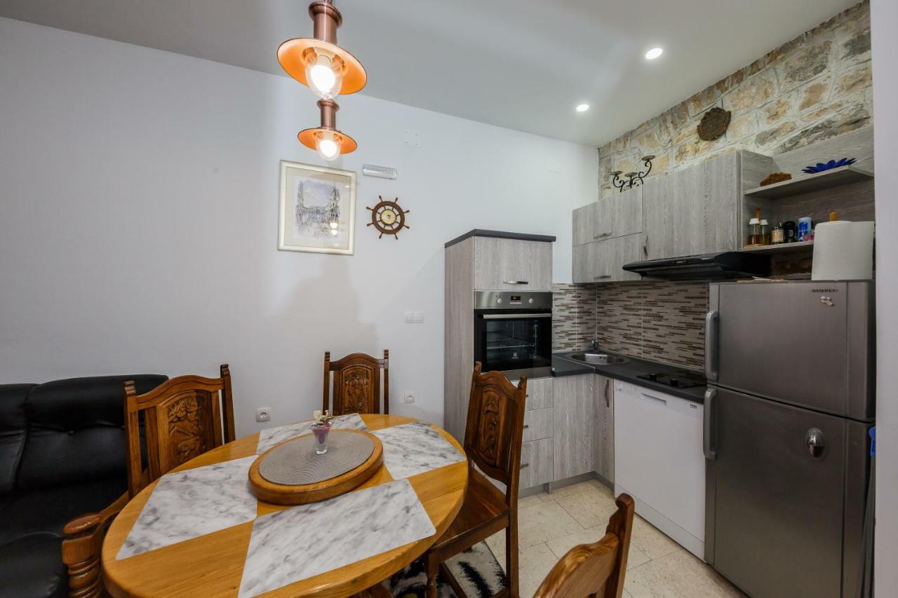 Apartman Lavanda Kaštela Zewnętrze zdjęcie